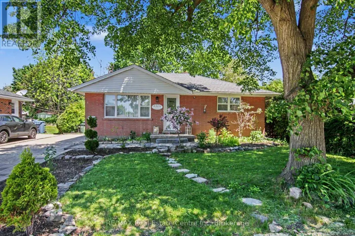 57 VANCOUVER DRIVE, Guelph (St. George’s), Ontario N1E2G1