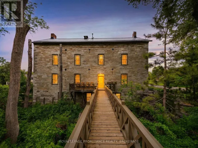 28 FRONT STREET, Stone Mills (Stone Mills), Ontario K0K2S0