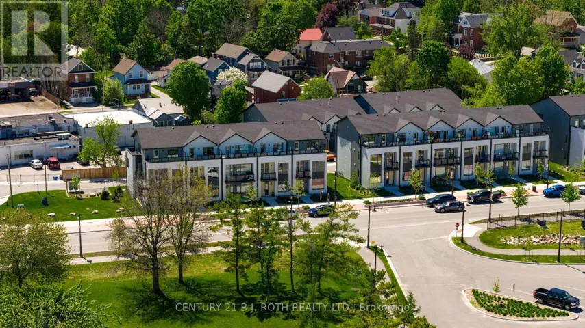 89 LIGHTFOOT DRIVE, Orillia, Ontario L3V7L8
