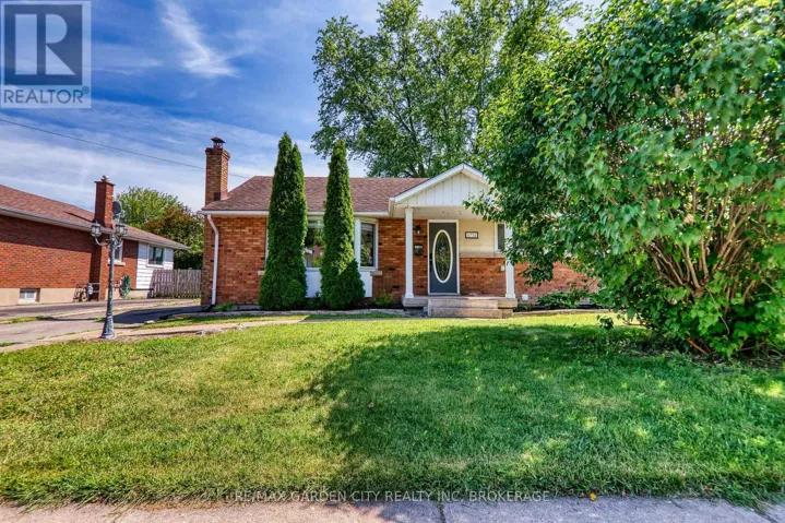 6734 O'NEIL STREET, Niagara Falls (Stamford), Ontario L2J1N2