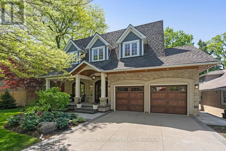 101 CHESTNUT HILLS PARKWAY, Toronto (Edenbridge-Humber Valley), Ontario M9A3R4