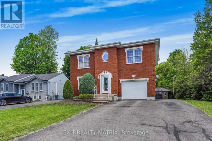 1045 SIDNEY STREET, Hawkesbury, Ontario K6A3N2
