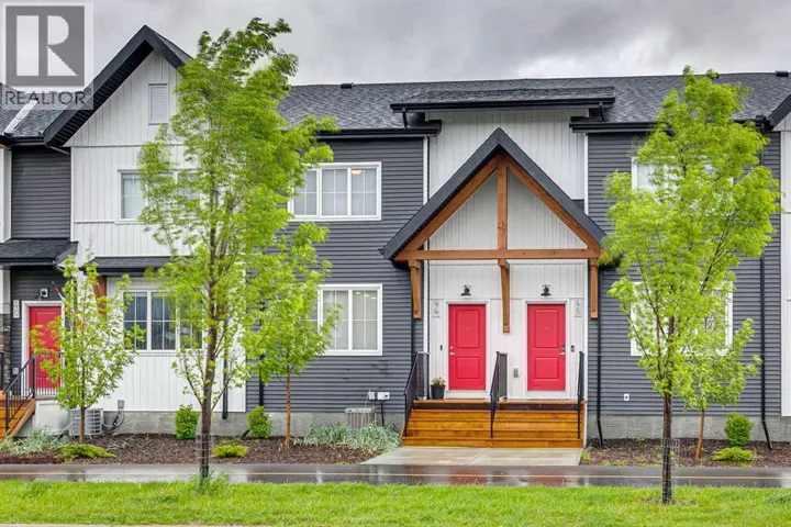 44 Creekside Boulevard SW, Calgary, Alberta T2X4R1