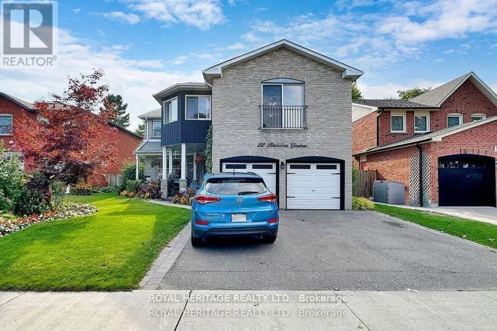 22 BIRDSILVER GARDENS N, Toronto (Rouge), Ontario M1C4M5