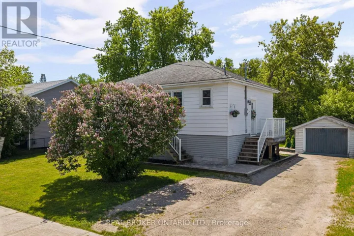 13 STURGEON BAY ROAD, Severn (Coldwater), Ontario L0K1E0