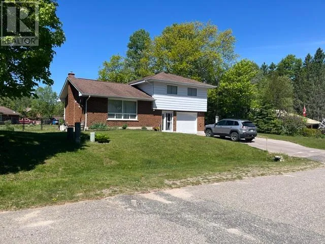 25 FITZ AVENUE, South River, Ontario P0A1X0