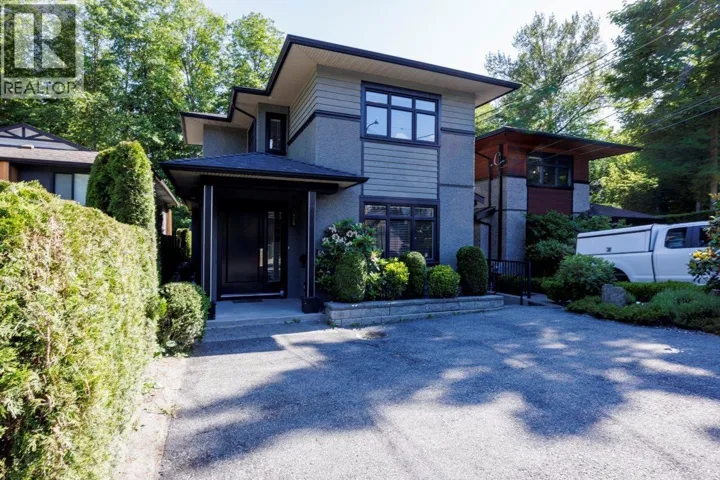 1426 DRAYCOTT ROAD, North Vancouver, British Columbia V7J1W2