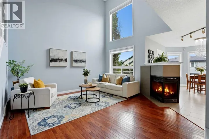 390 Douglas Ridge Circle SE, Calgary, Alberta T2Z3H6