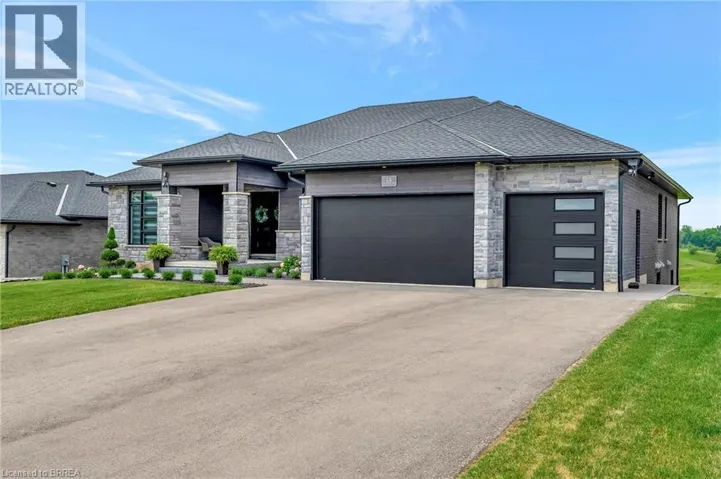 14 HUDSON Drive, Brantford, Ontario N3T5L7