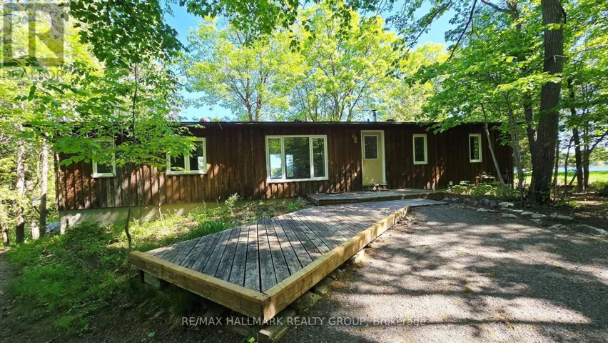 156 DEWOLFE STREET, Ottawa, Ontario K7S3G7