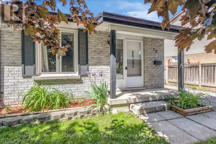 70 NASKAPI STREET, Woodstock (Woodstock - North), Ontario N4T1G6