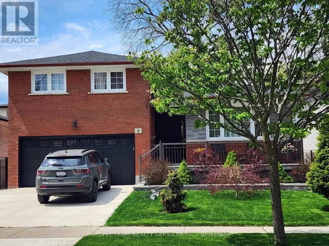 8 MUNFORD CRESCENT, Toronto (O'Connor-Parkview), Ontario M4B1C1