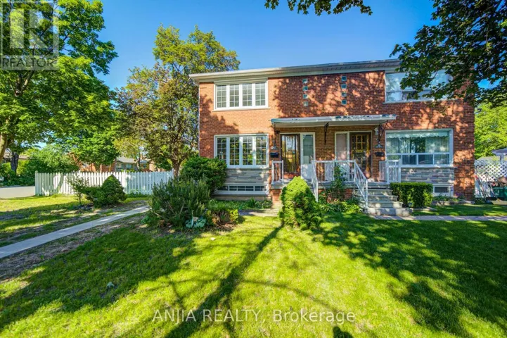 222 ELKA DRIVE, Richmond Hill (Crosby), Ontario L4C3A3