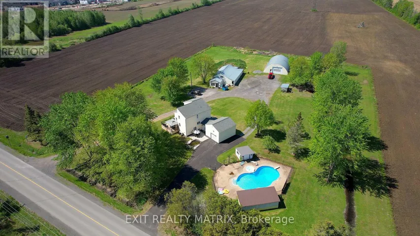 912 EADIE ROAD, Russell, Ontario K4R1E5