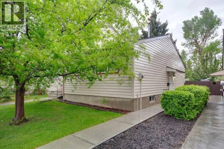 118, 6100 4 Avenue NE, Calgary, Alberta T2A5Z8