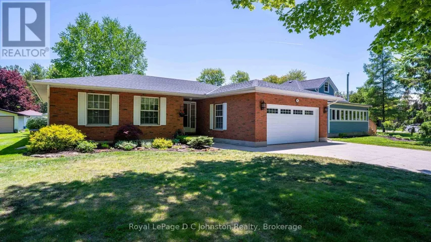 86 BREADALBANE STREET, Saugeen Shores, Ontario N0H2L0
