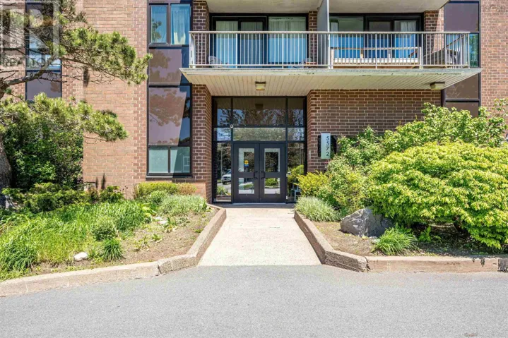 1201 5572 North Ridge Road, Halifax, Nova Scotia B3K5K2