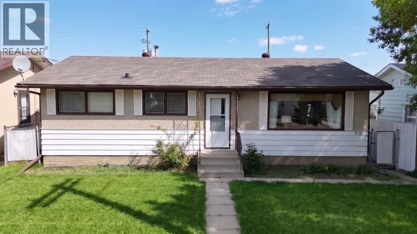 4720 52 Avenue, High Prairie, Alberta T0G1E0
