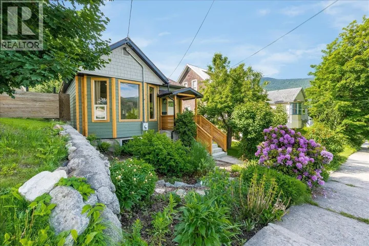 720 Latimer Street, Nelson, British Columbia V1L4V4