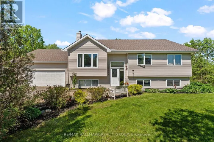 184 OLD PAKENHAM ROAD, Ottawa, Ontario K0A1X0