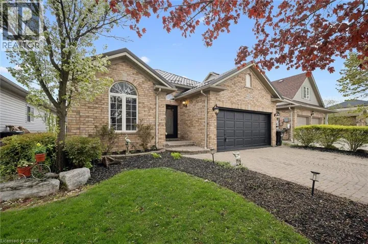 44 MCNICHOL Drive, Cambridge, Ontario N1P1C9