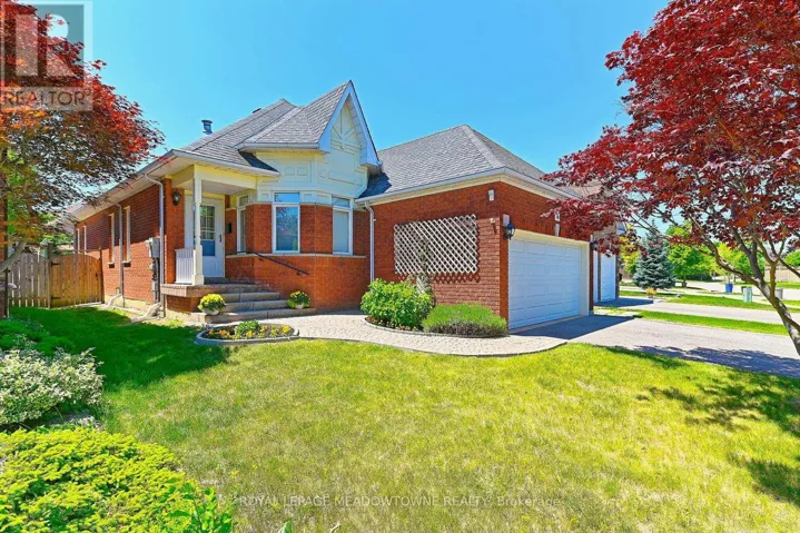 16 HARROP AVENUE, Halton Hills (Georgetown), Ontario L7G5R2