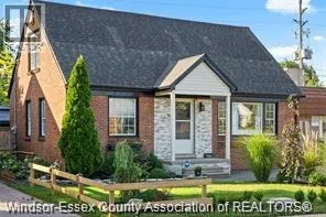 7241 Wyandotte STREET, Windsor, Ontario N8S1R5