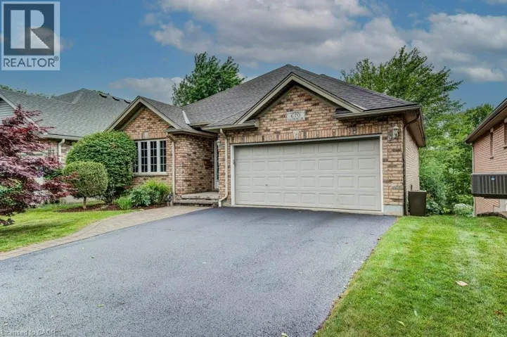 670 SALZBURG Drive, Waterloo, Ontario N2V2N8