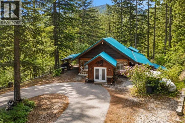 2534 Green Mountain Road, Penticton, British Columbia V2A0E6