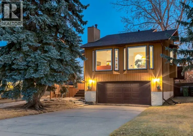 63 Brookpark Crescent SW, Calgary, Alberta T2W2W6