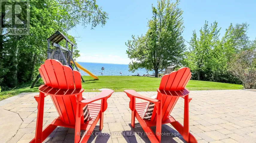 183 LAKESHORE ROAD W, Oro-Medonte, Ontario L0L2E0