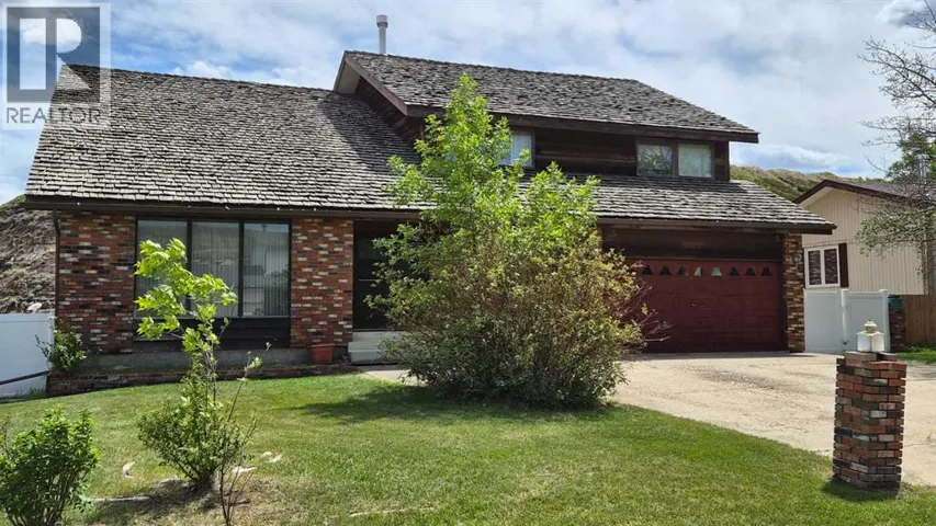 201 Huntington Park, Drumheller, Alberta T0J0Y6