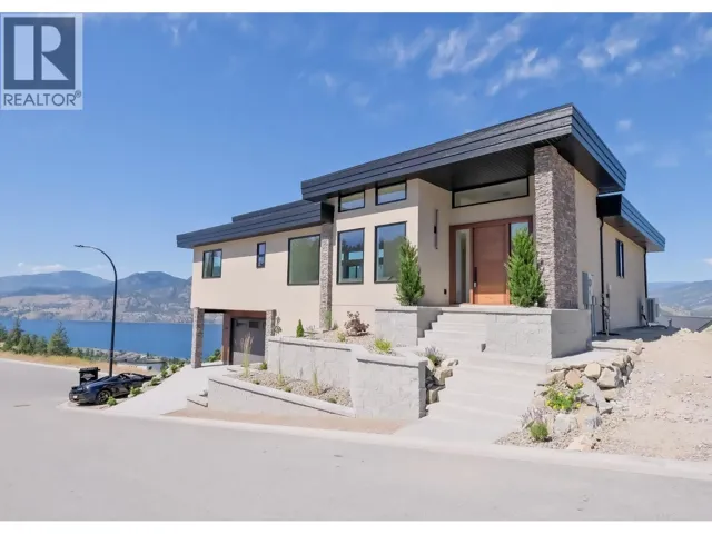 3331 EVERGREEN Drive Unit# 106, Penticton, British Columbia V2A0J3