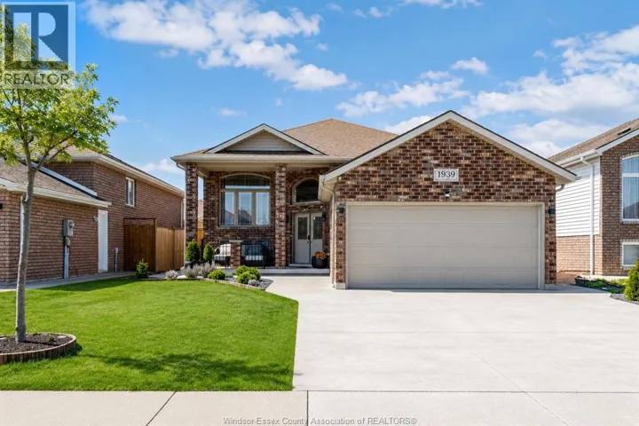 1939 EVERTS AVENUE, Windsor, Ontario N9B0B6