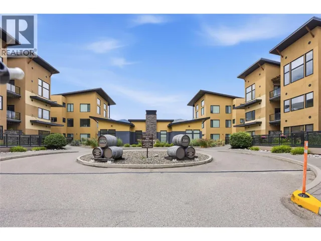 3311 WILSON Street Unit# 201, Penticton, British Columbia V2A8J3