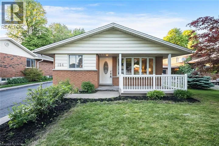 124 DUNSMERE Drive, Kitchener, Ontario N2E1V7