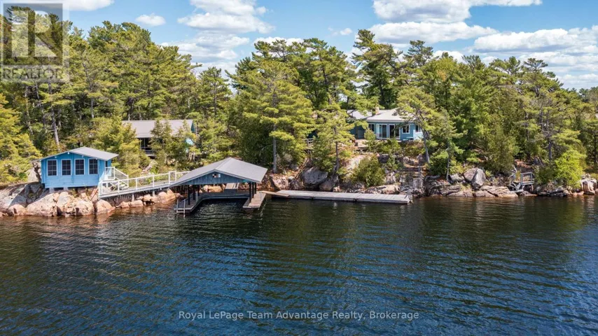 1 A906 ISLAND, The Archipelago (Archipelago North), Ontario P0G1K0