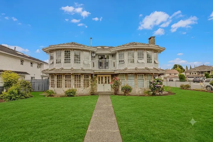 12441 71A AVENUE, Surrey, British Columbia V3W0P7