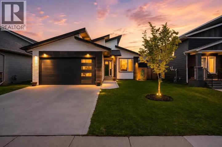77 Murphy Crescent, Blackfalds, Alberta T4M0M5