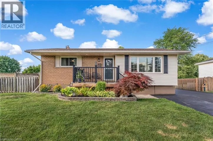 9924 DICKENSON Road W, Hamilton, Ontario L0R1W0
