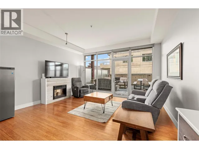 1289 Ellis Street Unit# 214, Kelowna, British Columbia V1Y1Z6
