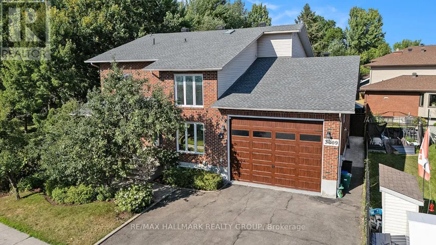 3809 ALDERWOOD STREET, Ottawa, Ontario K1T3R3
