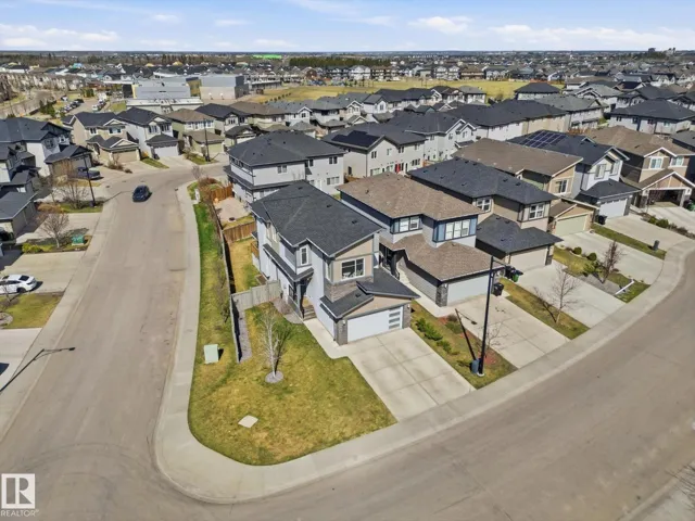 8420 CUSHING CO SW, Edmonton, Alberta T6W3L3