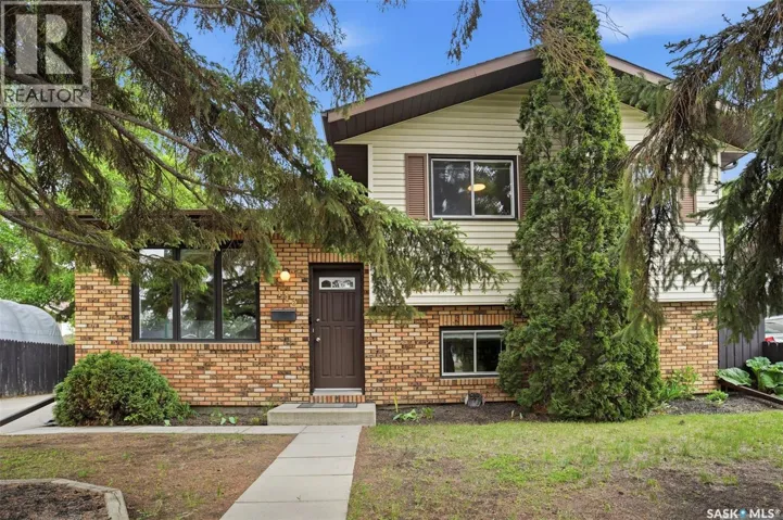 143 Adilman DRIVE, Saskatoon, Saskatchewan S7K7P3