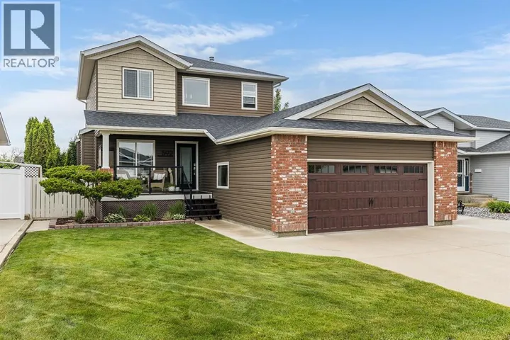 592 Hemingway Crescent NE, Medicine Hat, Alberta T1C1X4