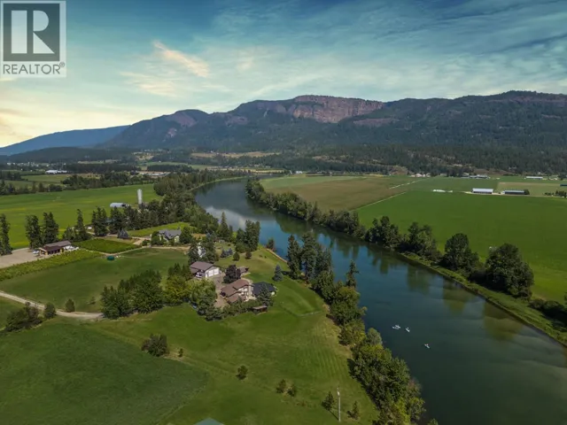 48 Waterside Road, Enderby, British Columbia V4Y4G5