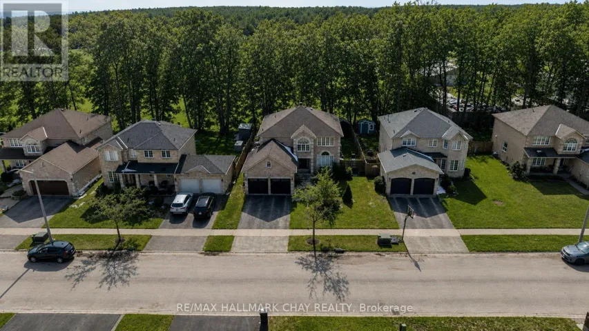 63 NORTHVIEW CRESCENT, Barrie (Northwest), Ontario L4N9T5