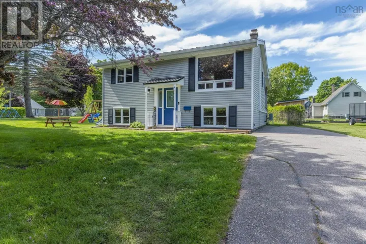 4 Reagh Avenue Avenue, Middleton, Nova Scotia B0S1P0