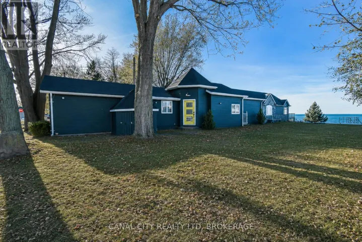 6 COLTON AVENUE, St. Catharines (Port Dalhousie), Ontario L2N5B1