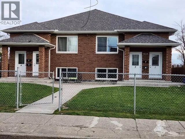 839 ASSUMPTION Unit# 4, Windsor, Ontario N9A3B9